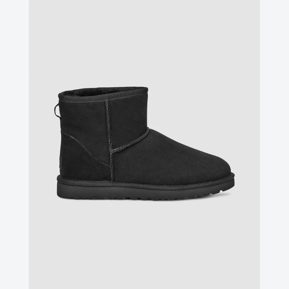 UGG Women's Black Classic Mini Winter Boots