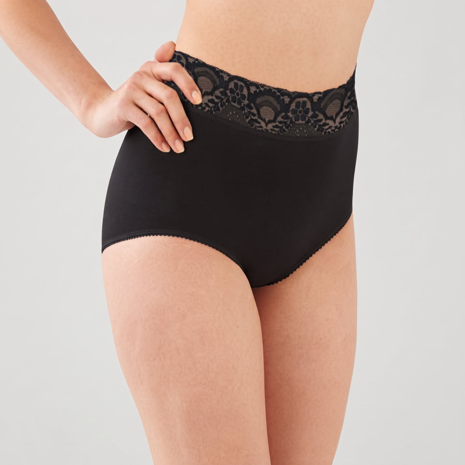 Bali Women's Black Lacy Skamp Brief
