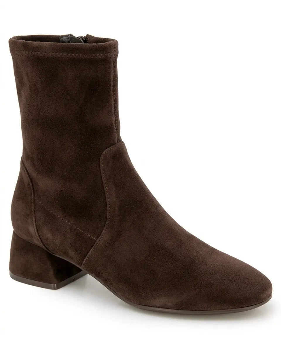 Gentle Souls Women's Brown Emily Block Heel Booties