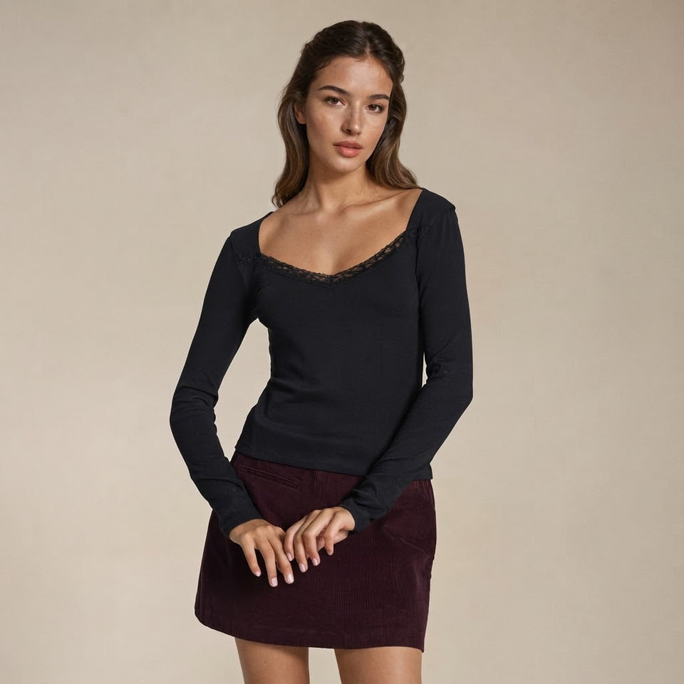 Sinsay Women's Black Scoop Neckline Lace Trim Blouse