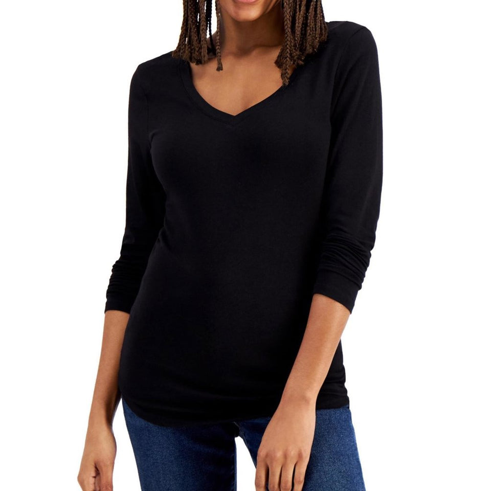 Aveto Women's Black Solid Knit Long Sleeve Blouse