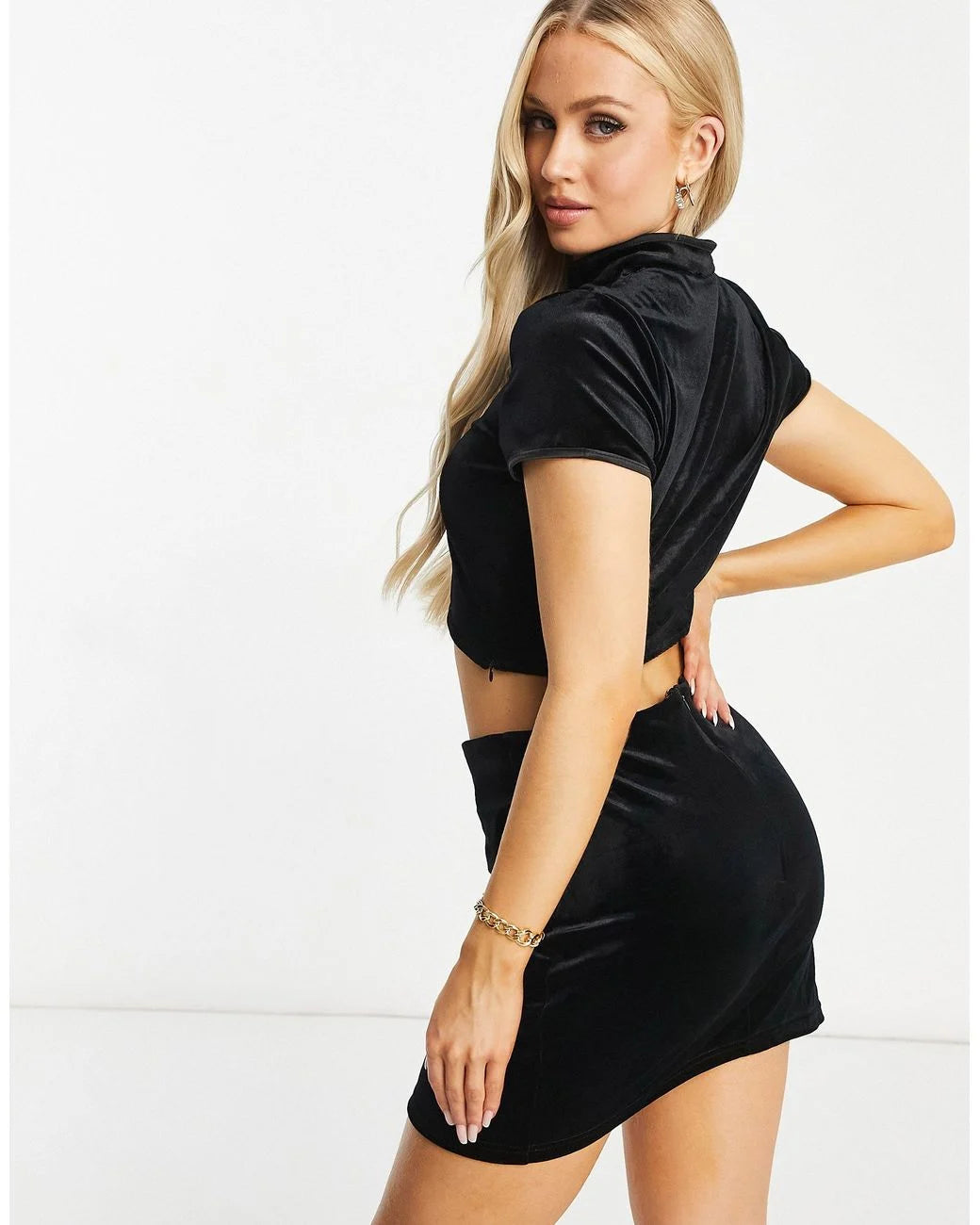 Missguided velvet Women's Black top and mini skirt set AMF1085(N21)