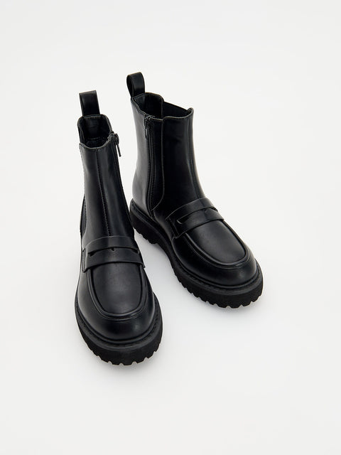 Reserved GIRL's Black Leather Boots With Elastic Insert | Reserved In Lebanon