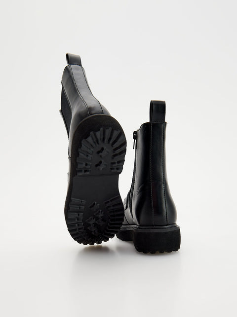 Reserved GIRL's Black Leather Boots With Elastic Insert | Reserved In Lebanon