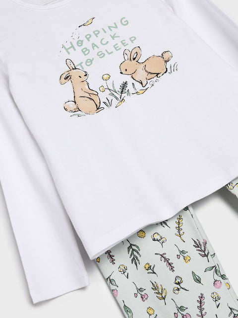 Sinsay Girl's White Pajama Set With A Print | Sinsay In Lebanon