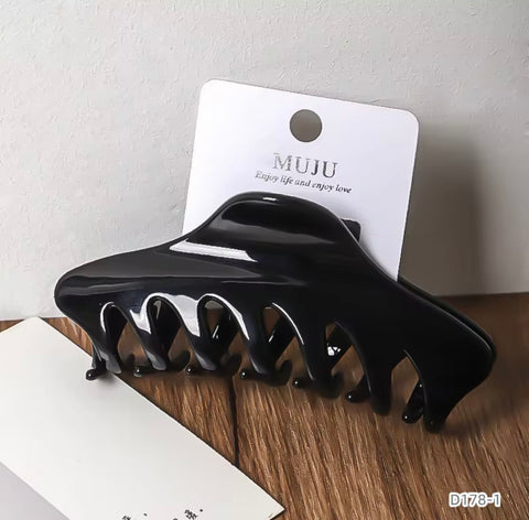 Muju Fashionable Large Hair Clip Claw |Muju In Lebanon