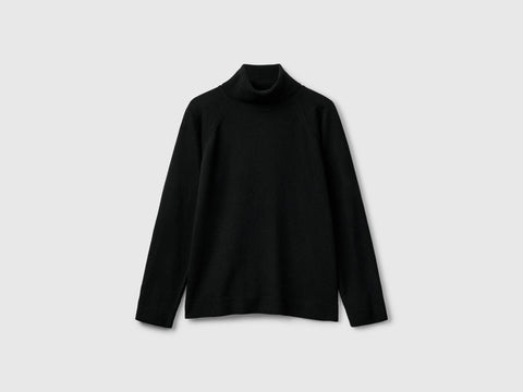 Dunmore Women's Black Cashmere Turtleneck Sweater | Dunmore In Lebanon