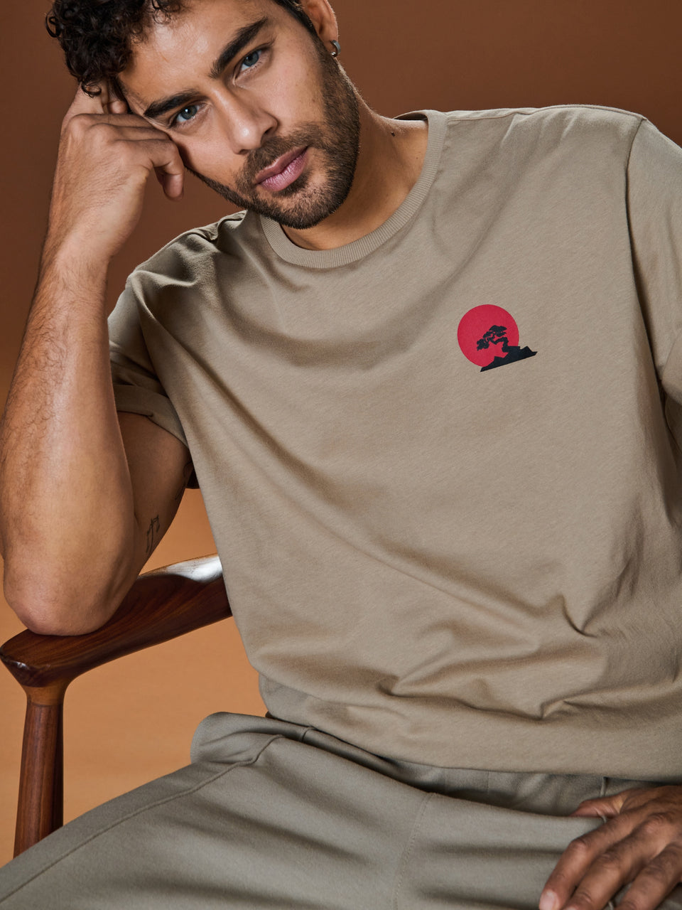 Sinsay Men'sBrown Short-sleeve T-shirt | Sinsay in Lebanon