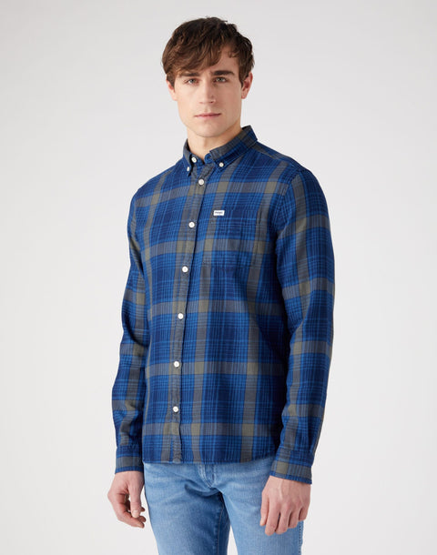Wrangler Men's Navy & Gray Checkered 1 Pocket Button Down Long Sleeve Shirt | Wrangler In Lebanon