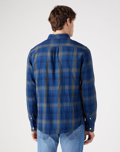 Wrangler Men's Navy & Gray Checkered 1 Pocket Button Down Long Sleeve Shirt | Wrangler In Lebanon