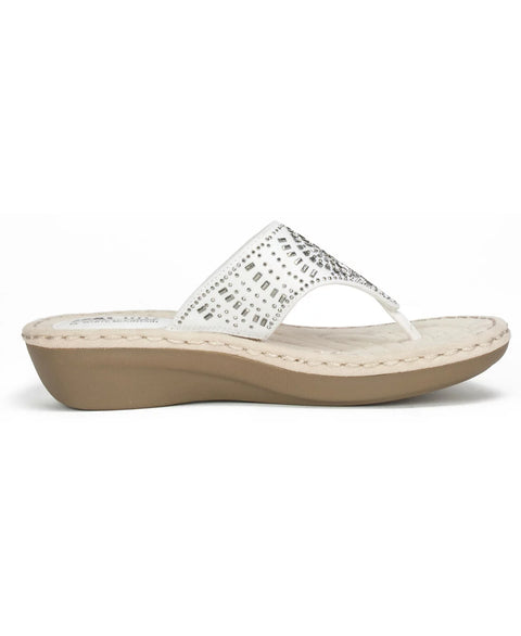 Cliffs by White Mountain Women's White Cienna Thong Sandals | Cliffs by White Mountain In Lebanon