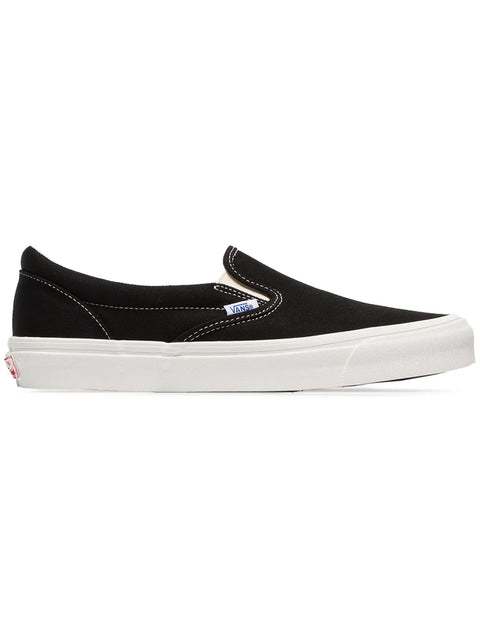Vans Men's Black Classic Slip-On Sneakers | Vans In Lebanon