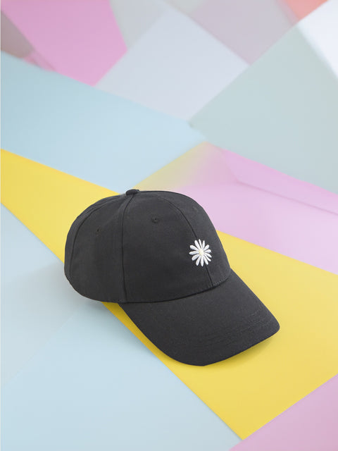 Sinsay Women's Black Printed Cap|Sinsay In Lebanon