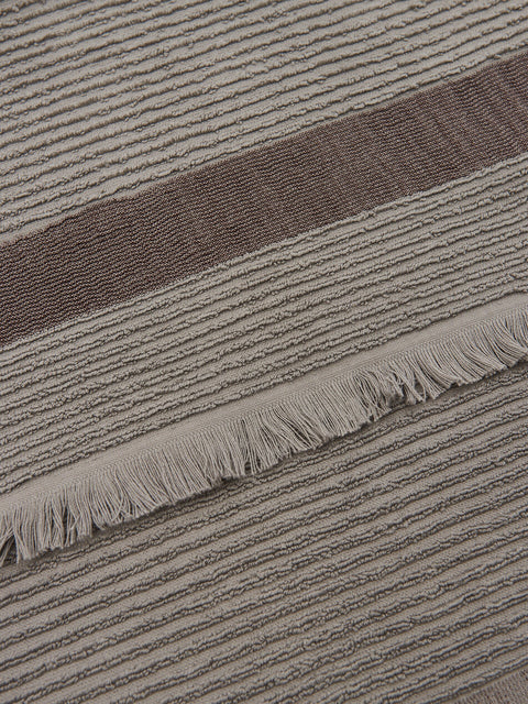 Sinsay Grey Face Towel 50cm x 90cm | Sinsay In Lebanon