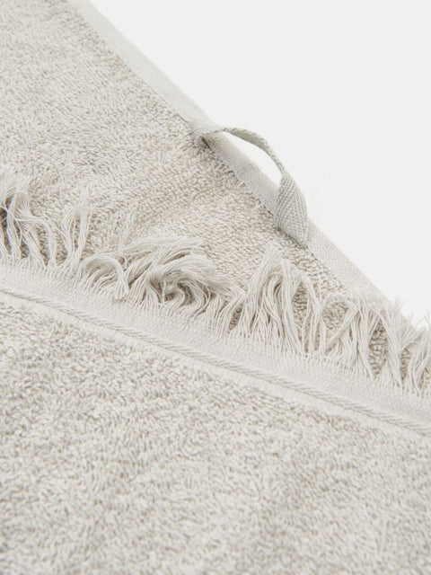 Sinsay Gray Cotton Towel With Fringes 140cmx70 cm | Sinsay In Lebanon