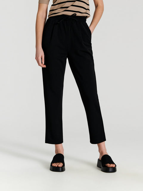 Sinsay Women's Black Elastic Waist Sweatpants  | Sinsay in lebanon