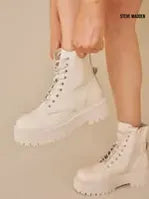 Steve Madden Women's Beige Skylar Leather Boots |Steve Madden in Lebanon