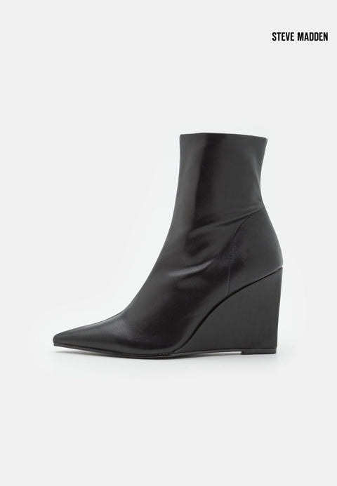 Steve Madden Women's Black Serbia Ankle Boots |Steve Madden in Lebanon