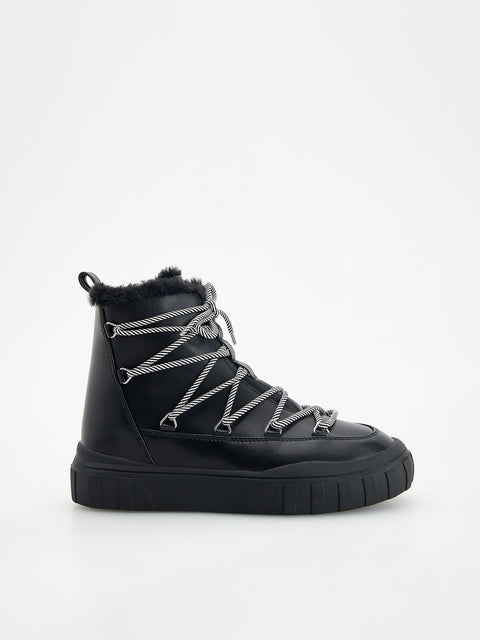 Reserved Women's Black Leather Rich Snow Boots | Reserved In Lebanon