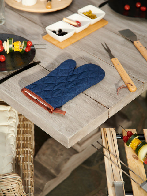 Sinsay Navy Quilted Denim Oven Mitt | Sinsay in Lebanon
