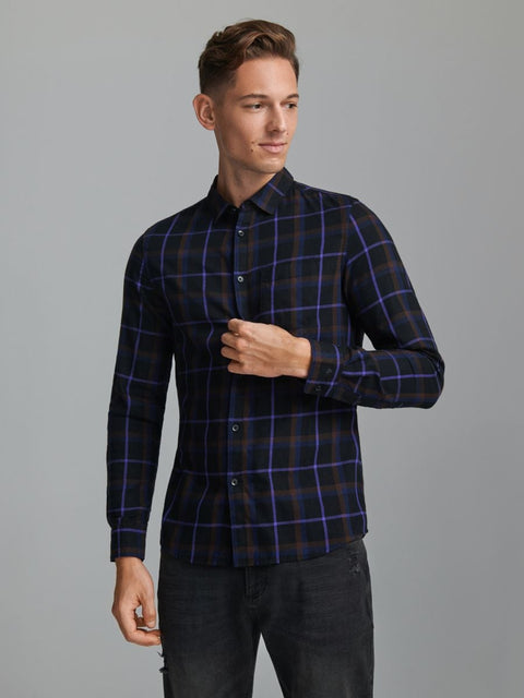 Sinsay Men's Black Checkered Slim fit Long Sleeve Shirt |Sinsay In Lebanon