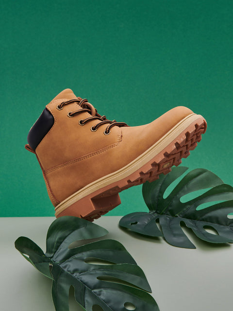 Sinsay Men's Camel Boots | Sinsay in Lebanon