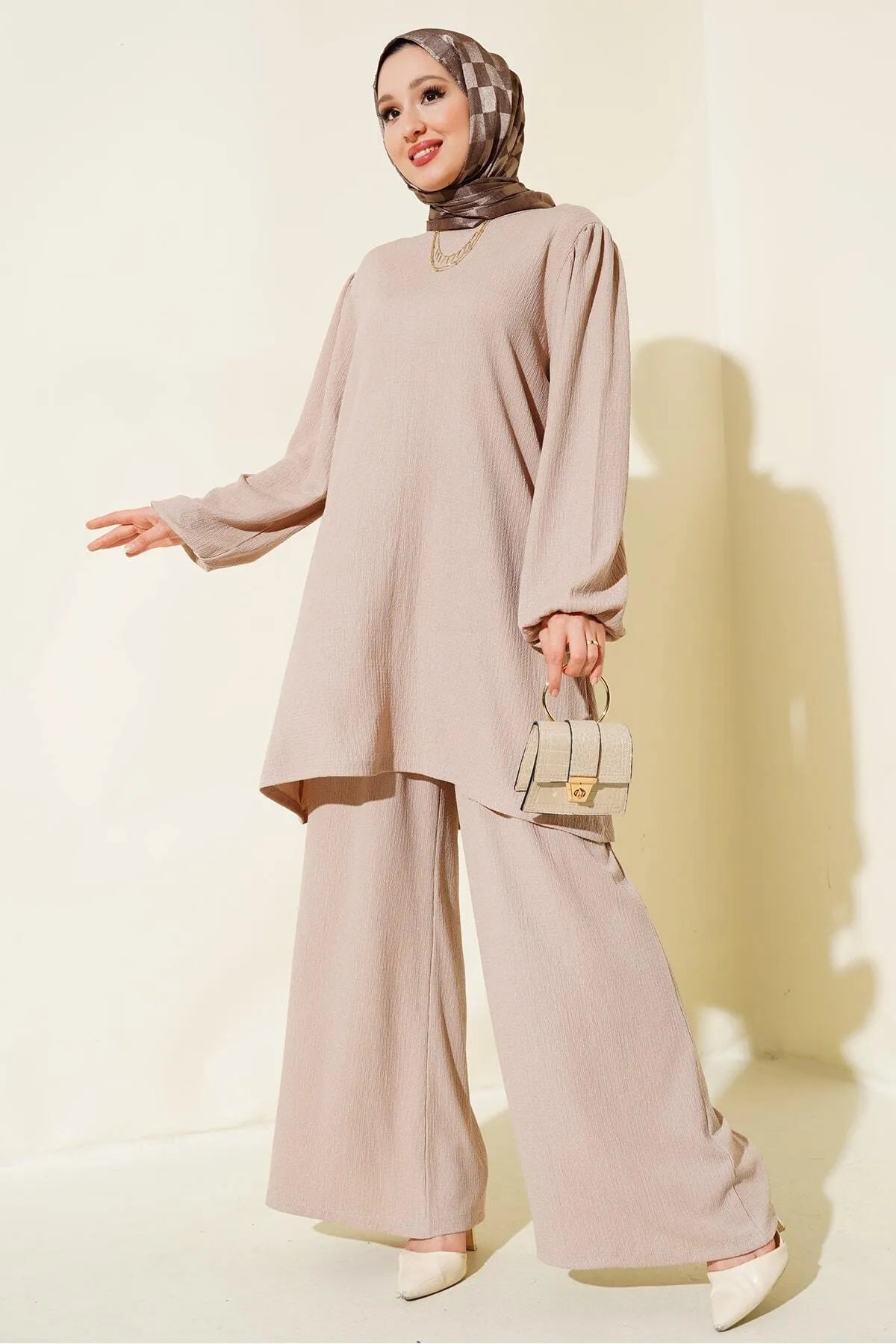 Big Dart Women's Beige Set | Big Dart In Lebanon