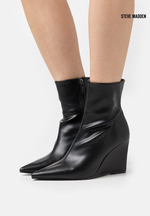 Steve Madden Women's Black Serbia Ankle Boots |Steve Madden in Lebanon