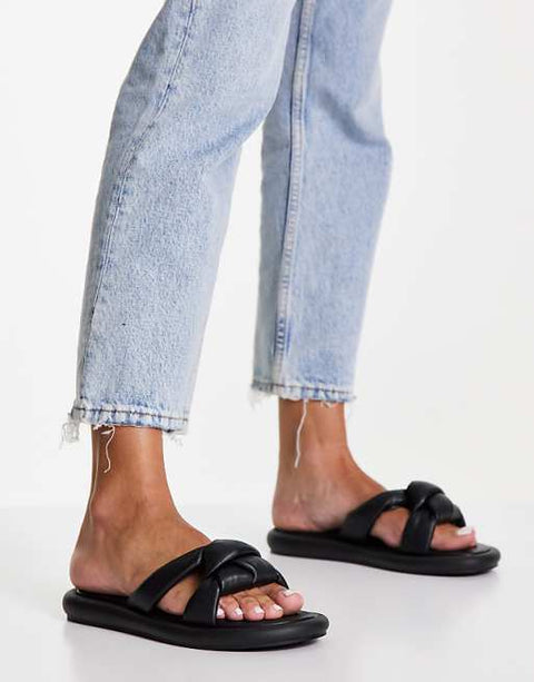 TopShop Women's Black Slipper ANS794