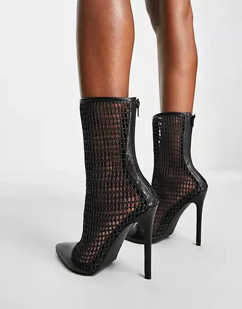 ASOS Design  Women's Black Boots ANS688