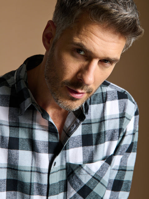 Sinsay Men's Black Checked Flannel Shirt | Sinsay In Lebanon