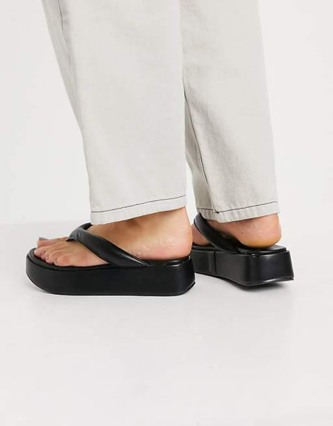 Asos Design Women's Black Flip Flop Slippers ANS891