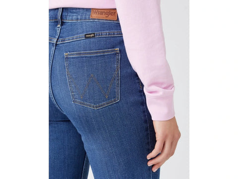 Wrangler Women's Blue Straight Stretch Jeans | Wrangler In Lebanon