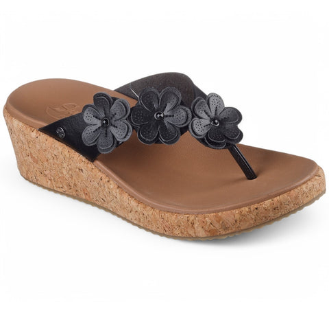 Skechers Women's Black Rare Blossom Arch Fit Beverlee Slippers | Skechers In Lebanon