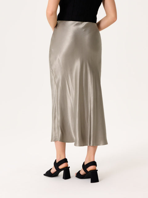 Sinsay Women's Green Satin Midi Skirt | Sinsay In Lebanon