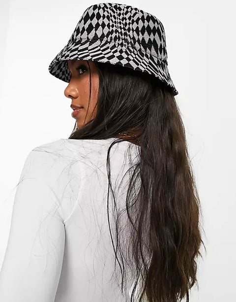 Kangol Women's Black Hat 101271410  AMA7 (SHR) (AMA4)( JA28)