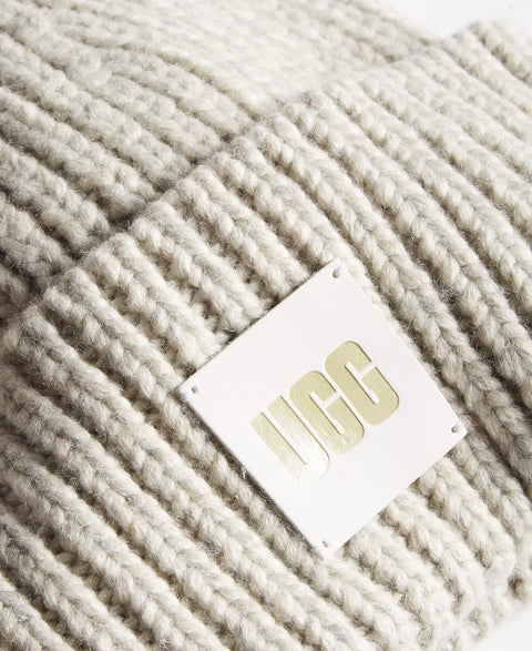 UGG Women's Light Grey Chunky Rib-Knit Logo-Patch Beanie | UGG In Lebanon
