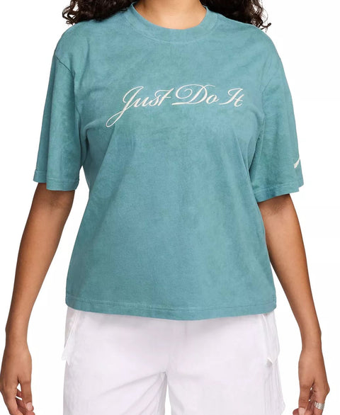 Nike Women’s Green Graphic Boyfriend T-Shirt | Nike in Lebanon
