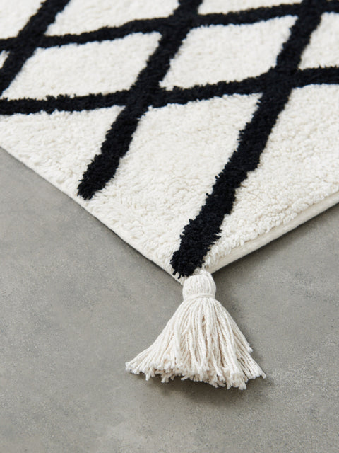Sinsay White/Black 60 cm x 40 cm Bath Rug   | Sinsay in Lebanon