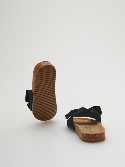 Reserved Women's Black Flip-flop Slipper With A Bow | Reserved In Lebanon