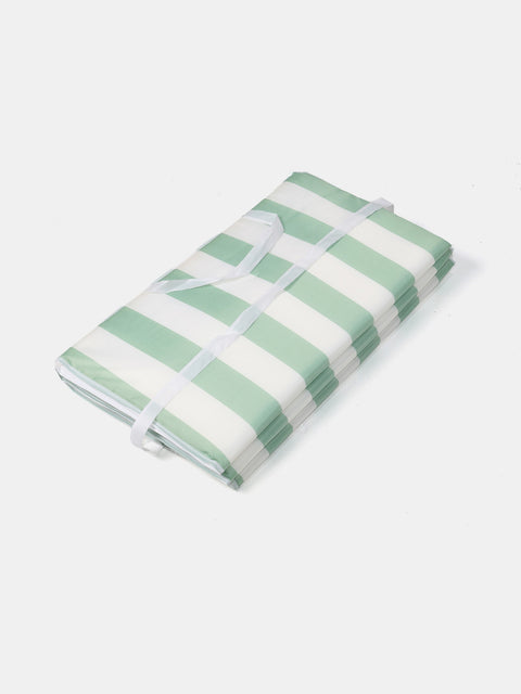 Sinsay Green/White Striped Beach Mat | Sinsay In Lebanon