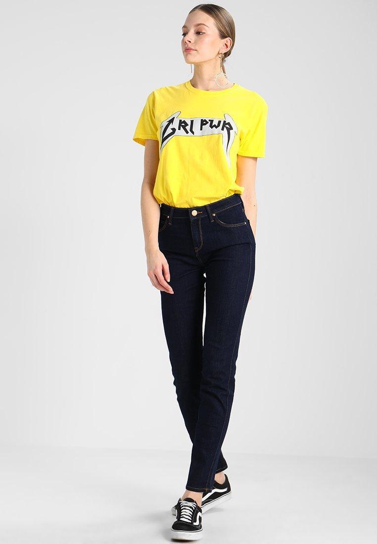 Lee Women's Navy One Wash Elly Slim Jeans | Lee In Lebanon