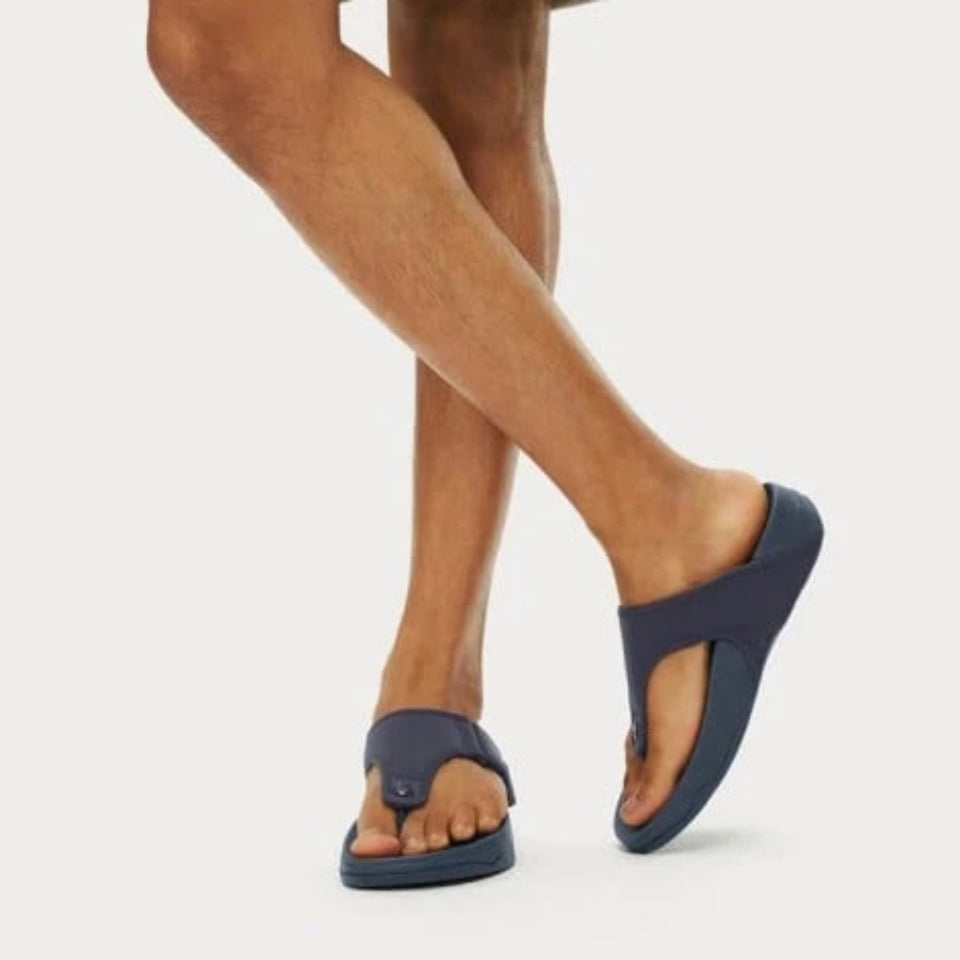 Fitflop Men's Midnight Navy Toe Post Slippers