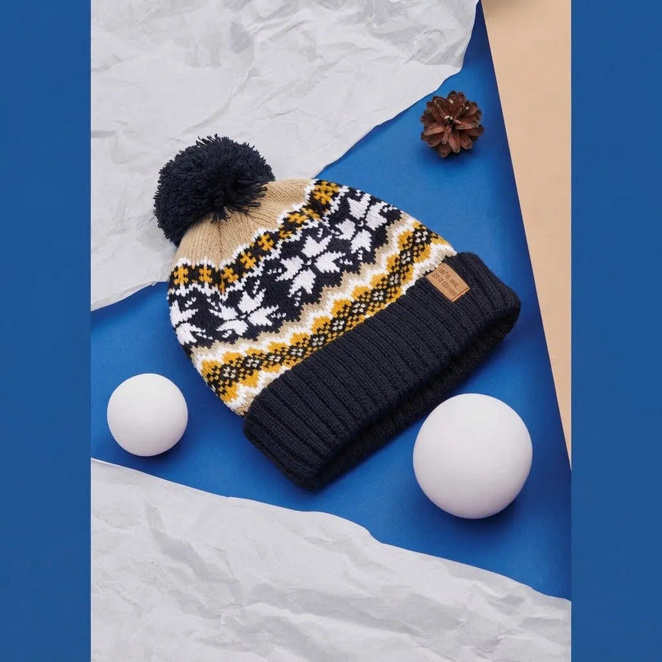 Sinsay Boy's Navy Blue-Multicolored Decorative Cozy Knitted Beanie