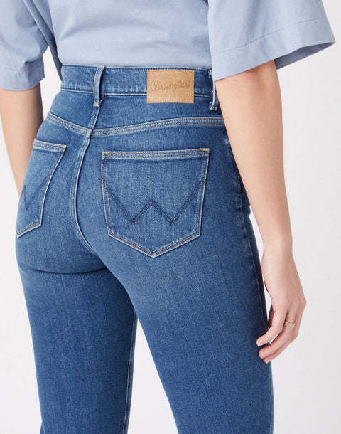 Wrangler Women's Dark Blue Stretch Straight Jeans | Wrangler In Lebanon