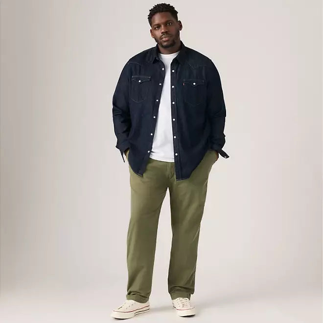 Levi's Men's Green Chino Standard Taper Fit Pants|Levi's in Lebanon