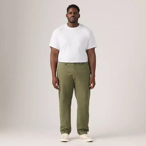Levi's Men's Green Chino Standard Taper Fit Pants  |  Levi's in Lebanon