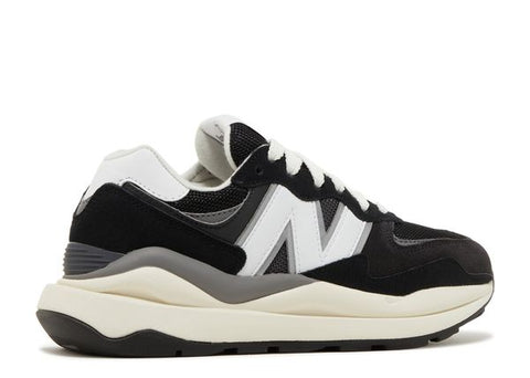 New Balance Women's Black 5740 Sneakers |New Balance In Lebanon