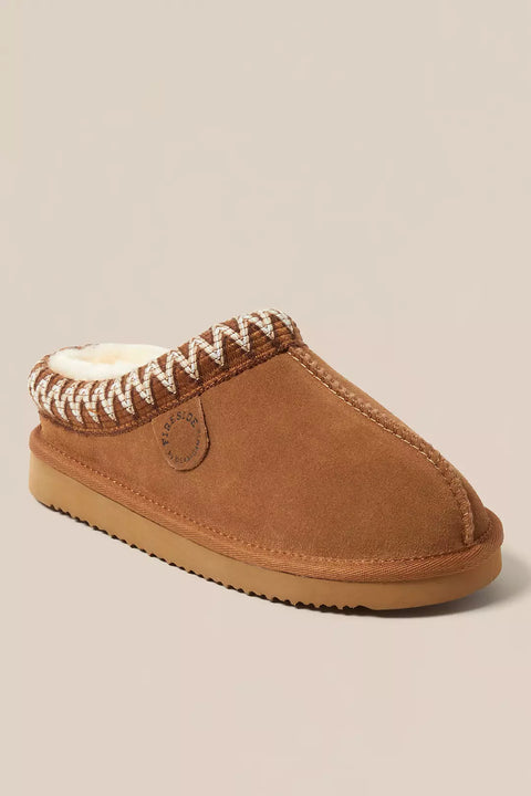 Fireside by Dearfoams Women's Tan Greta Genuine Shearling Clog With Taping Slippers | Fireside by Dearfoams In Lebanon