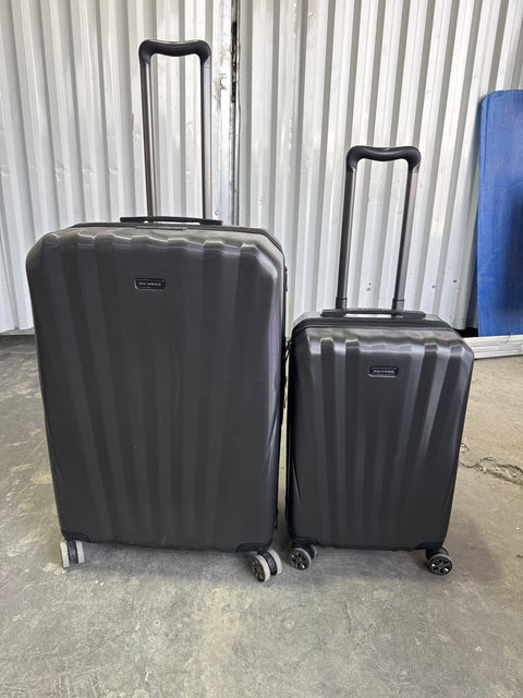 Ricardo Premium Black Luggage Set Customer Return Deal  (Scratched Body) |Ricardo In Lebanon